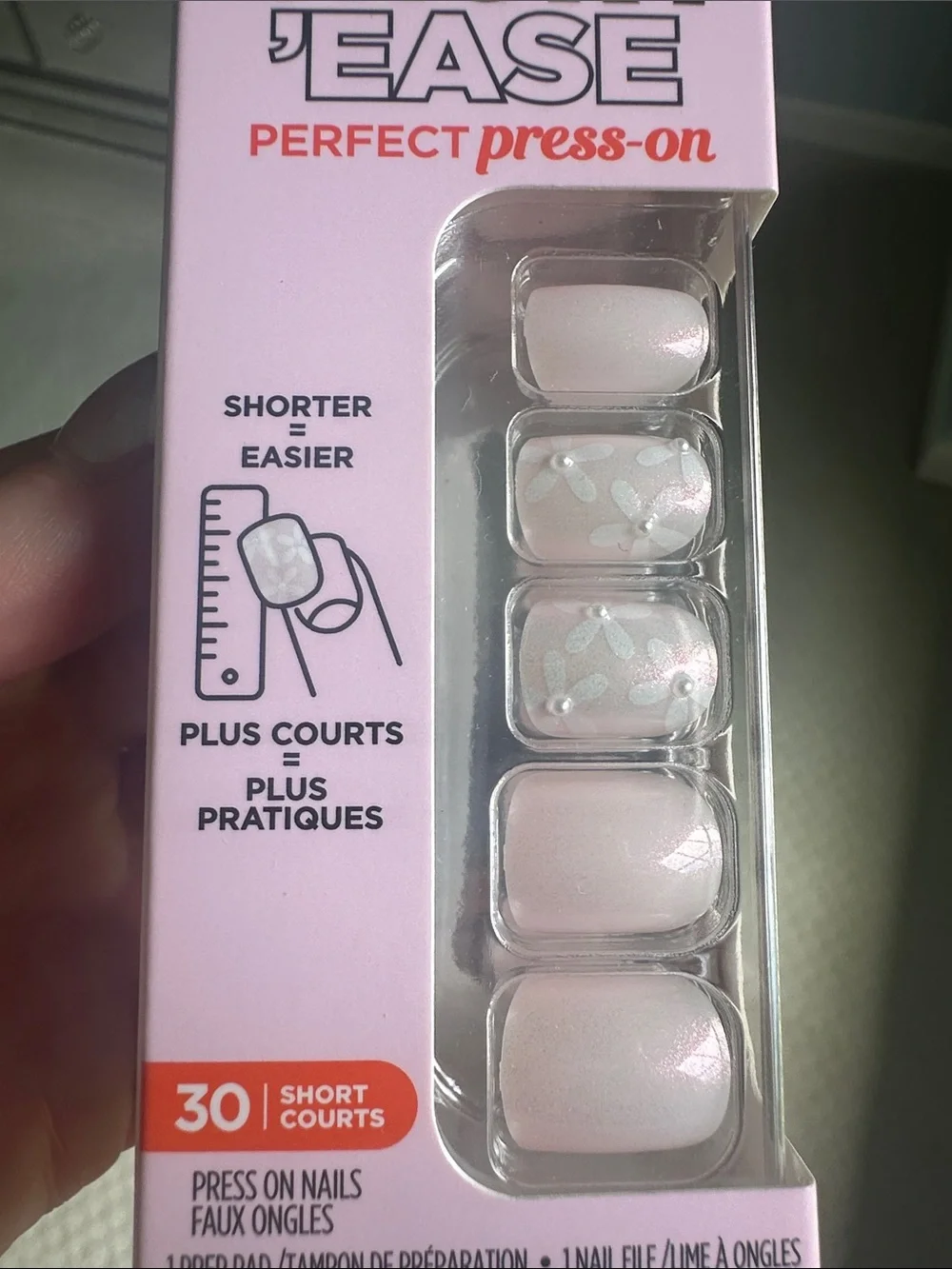 Sally Hansen Short 'Ease Petite Pearlflection Press-On Nails - Light Pink Floral